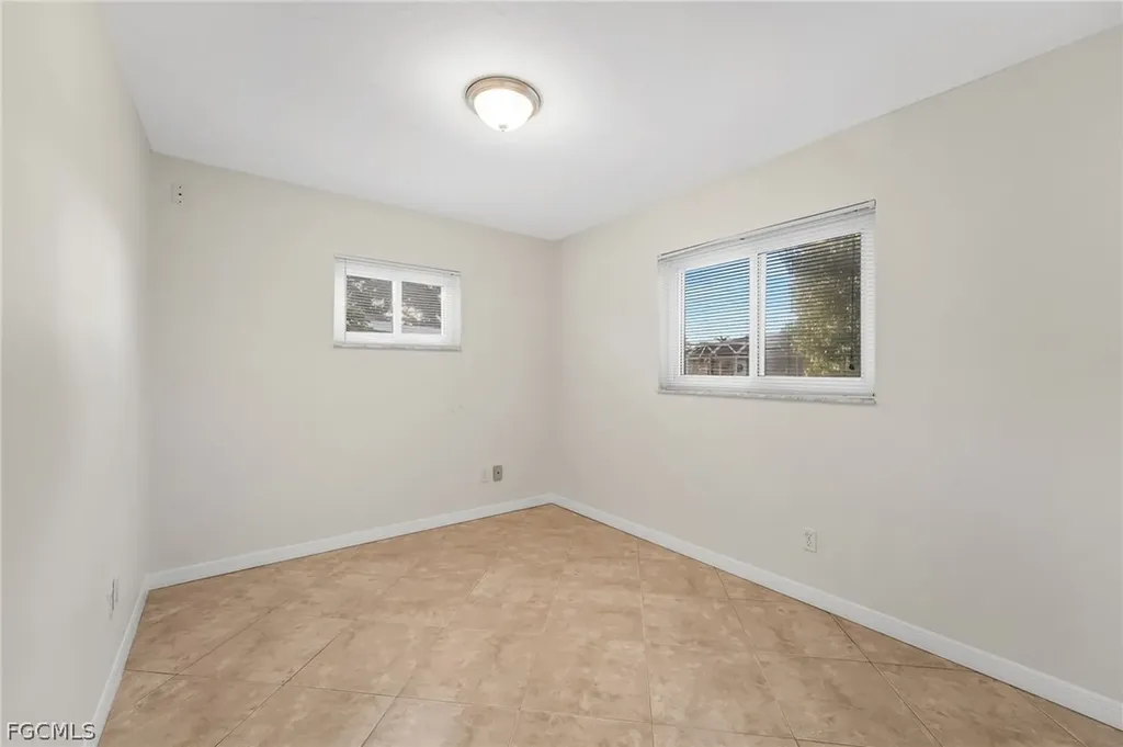 1726 SE 13th Street Cape Coral FL 33990