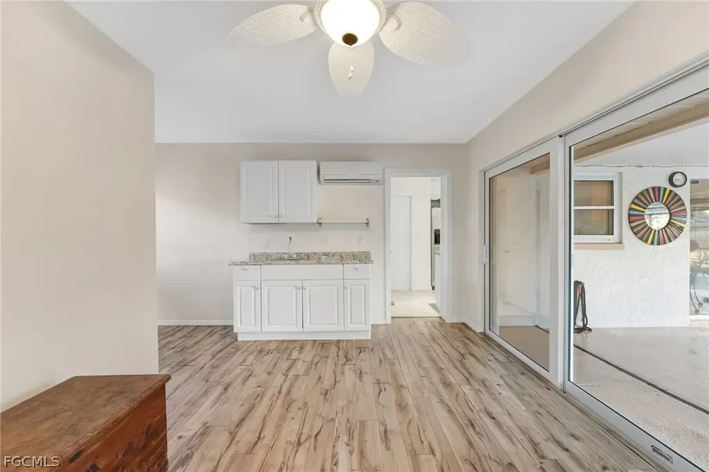1726 SE 13th Street Cape Coral FL 33990