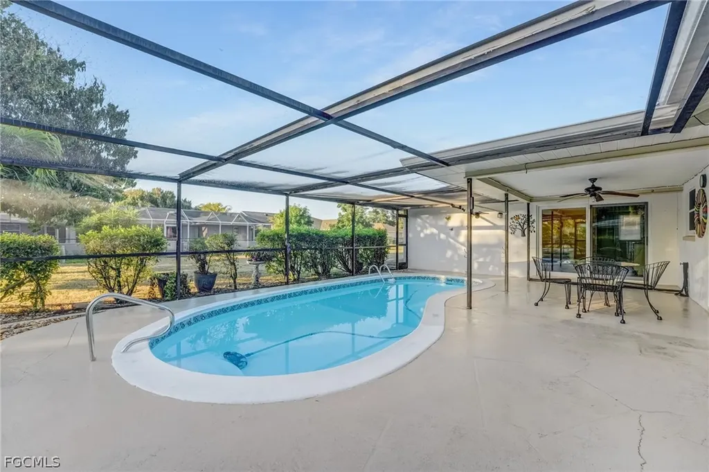 1726 SE 13th Street Cape Coral FL 33990