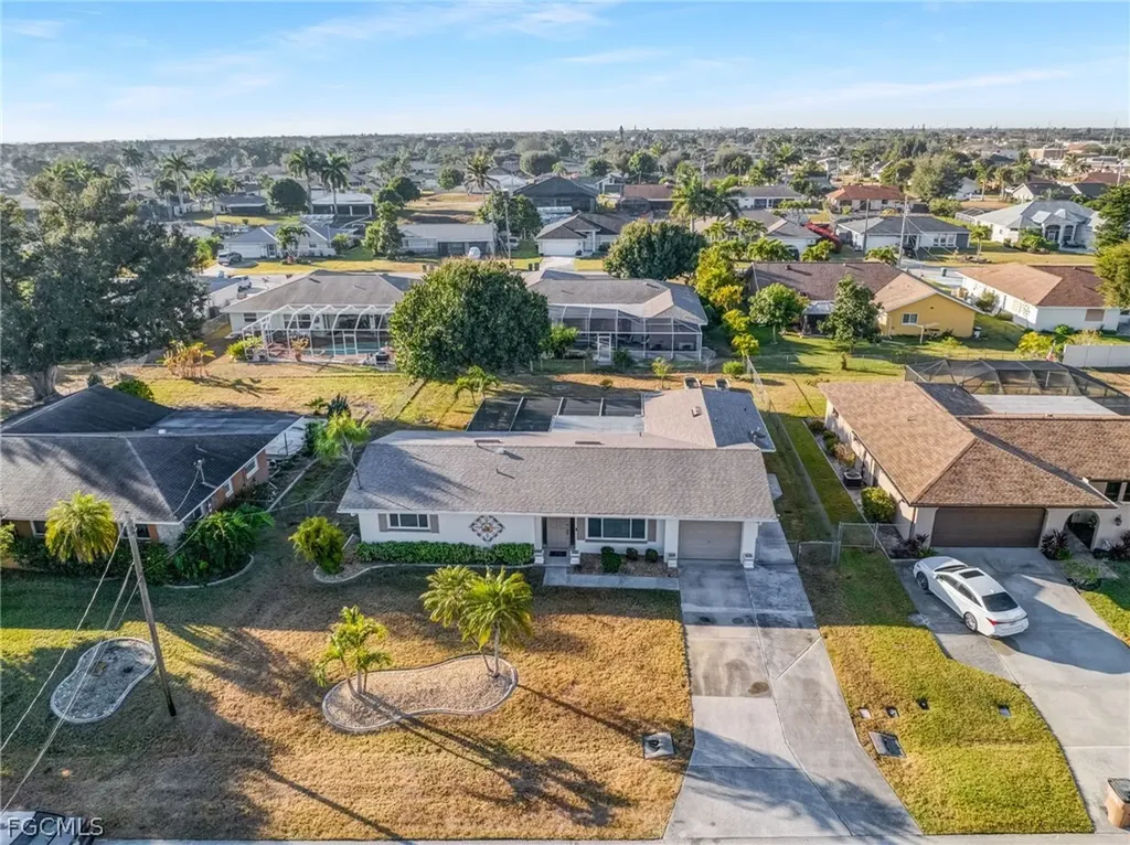 1726 SE 13th Street Cape Coral FL 33990