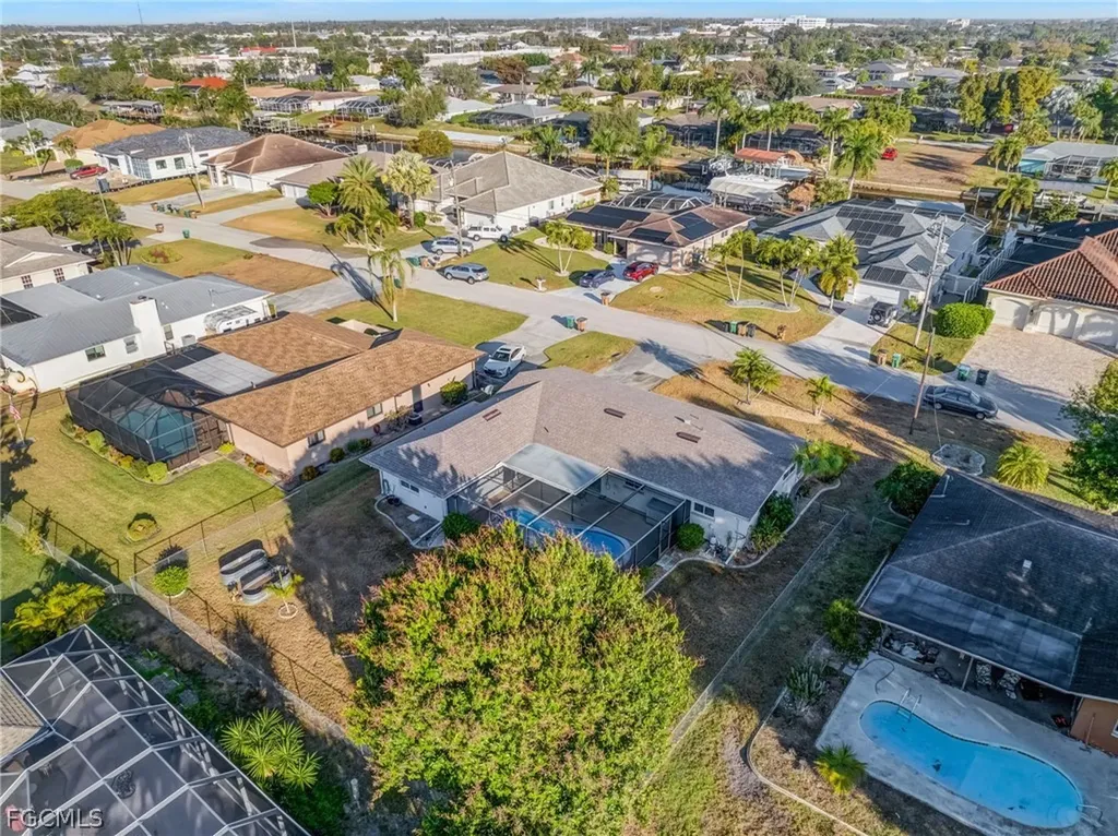 1726 SE 13th Street Cape Coral FL 33990