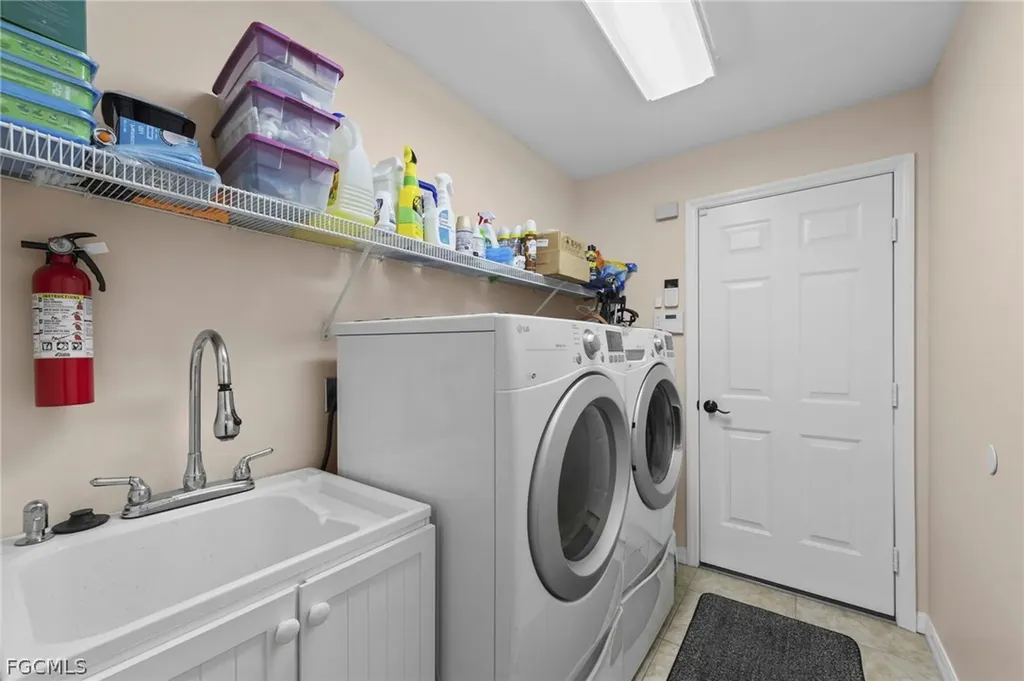 1036 NW 33rd Avenue Cape Coral FL 33993