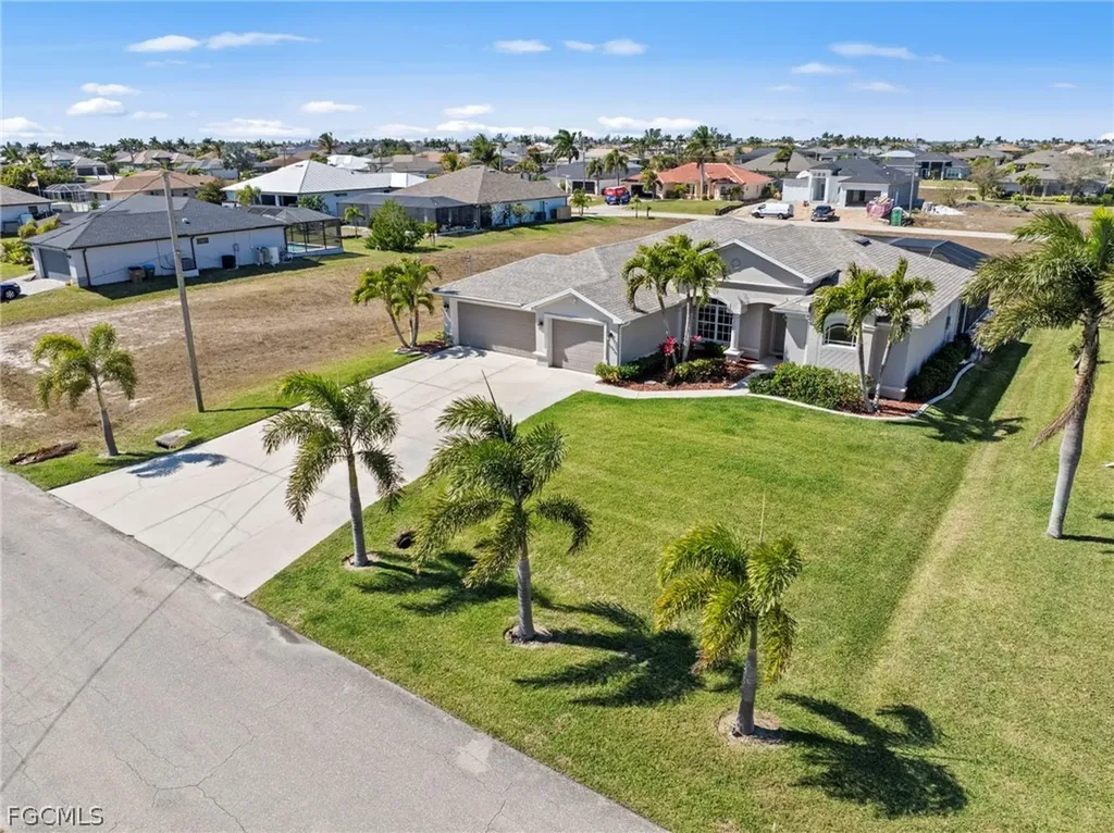 1036 NW 33rd Avenue Cape Coral FL 33993