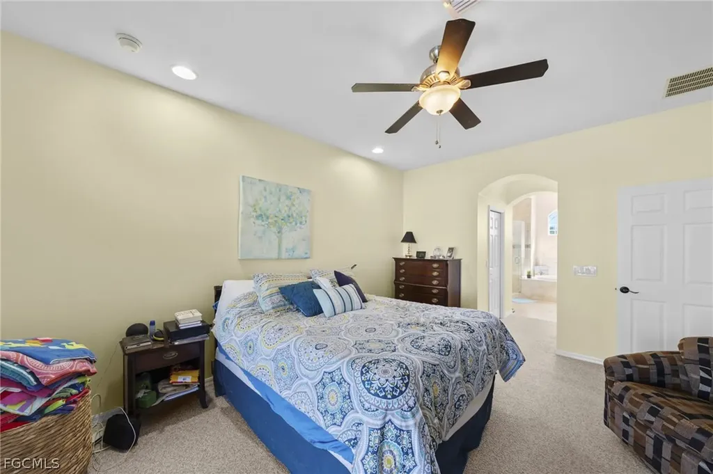 1036 NW 33rd Avenue Cape Coral FL 33993