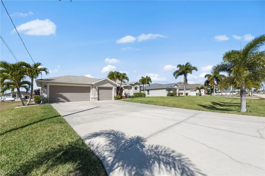 1036 NW 33rd Avenue Cape Coral FL 33993