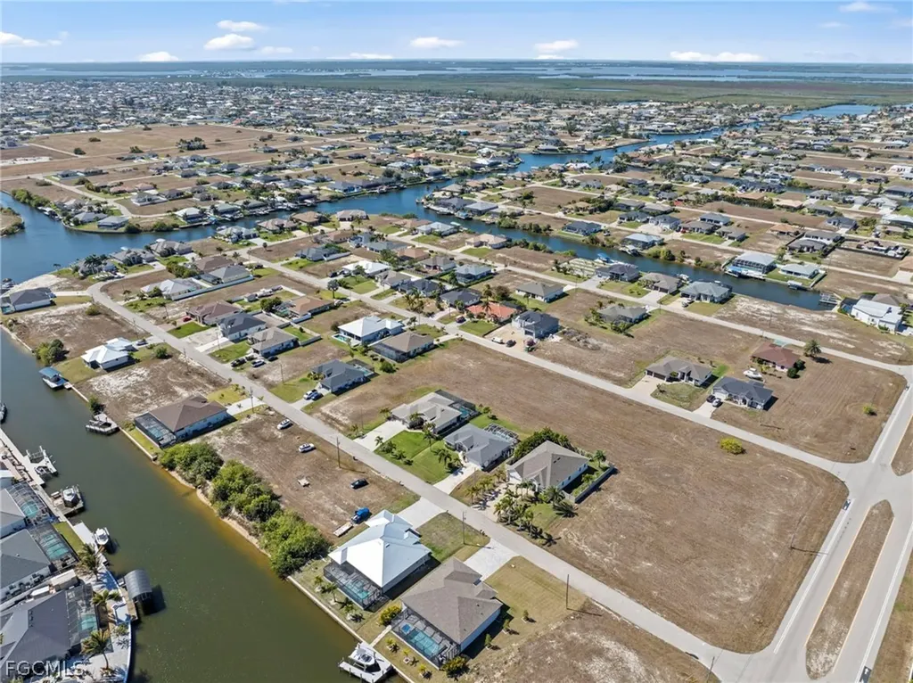 1036 NW 33rd Avenue Cape Coral FL 33993