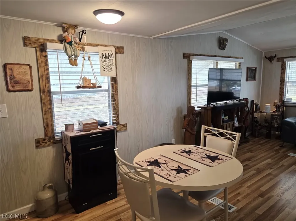 881 Homestead Drive North Fort Myers FL 33917