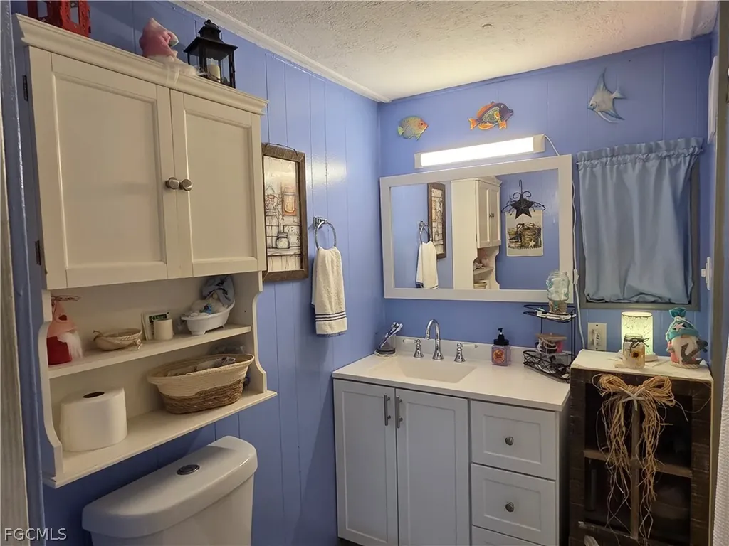 881 Homestead Drive North Fort Myers FL 33917