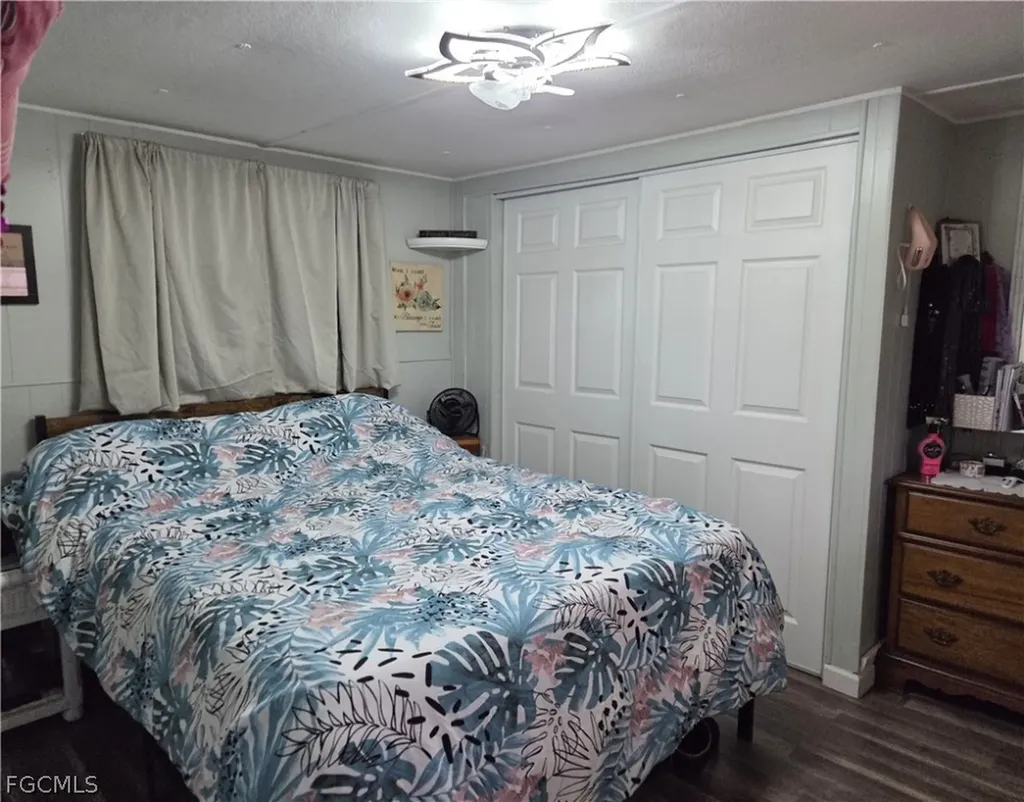 881 Homestead Drive North Fort Myers FL 33917