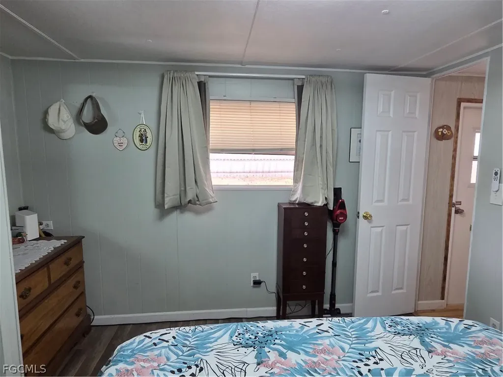 881 Homestead Drive North Fort Myers FL 33917