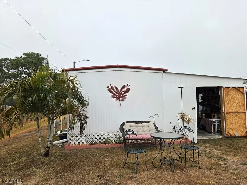 881 Homestead Drive North Fort Myers FL 33917