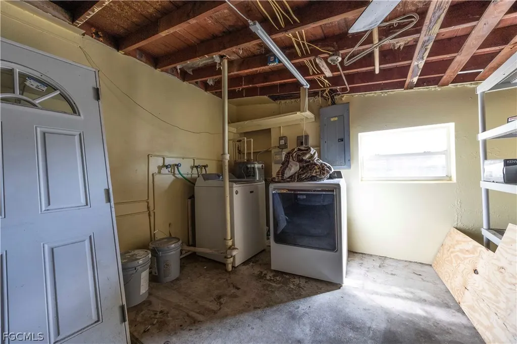 1816 Paul Street Fort Myers FL 33901