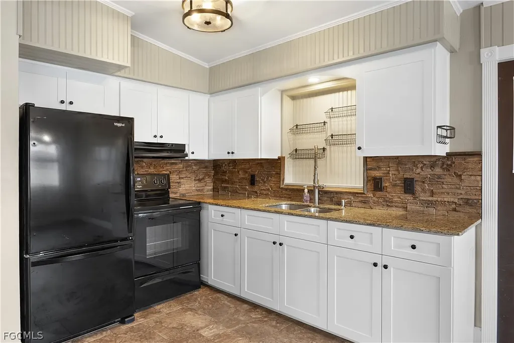 1816 Paul Street Fort Myers FL 33901