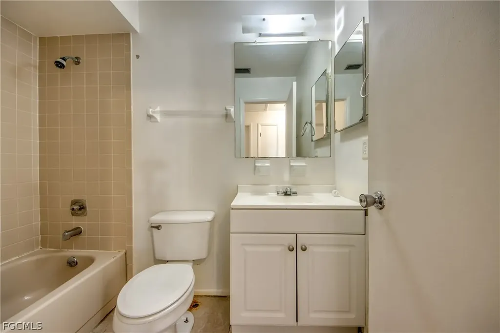 1384 Sourwood Court North Fort Myers FL 33917