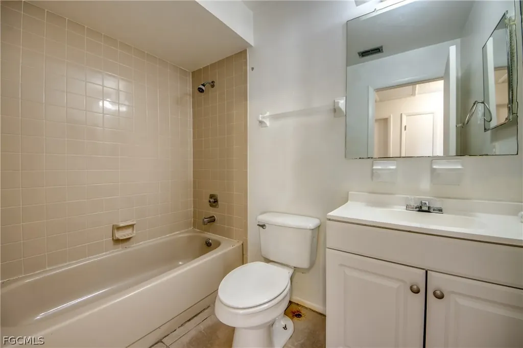 1384 Sourwood Court North Fort Myers FL 33917