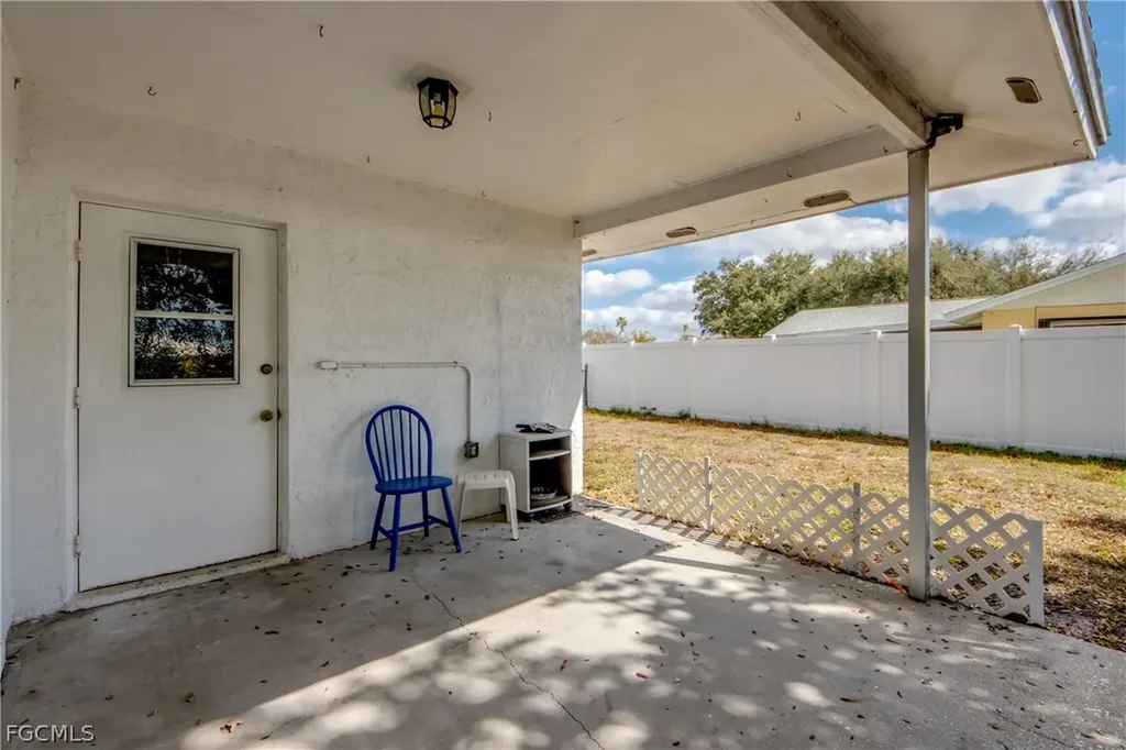 1384 Sourwood Court North Fort Myers FL 33917