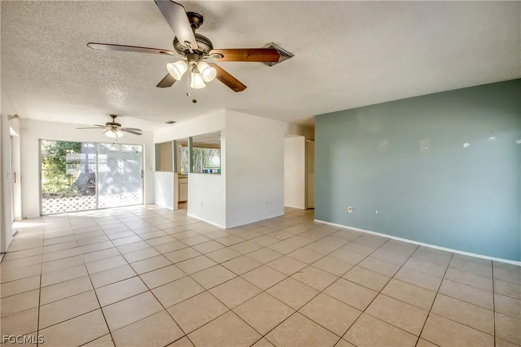 1384 Sourwood Court North Fort Myers FL 33917