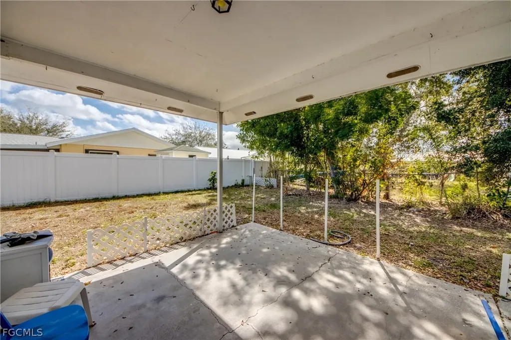 1384 Sourwood Court North Fort Myers FL 33917
