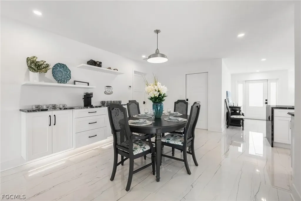 4930 Edith Esplanade Cape Coral FL 33904