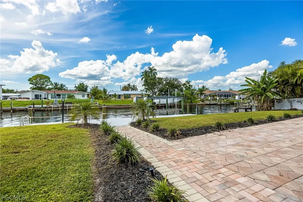 4930 Edith Esplanade Cape Coral FL 33904