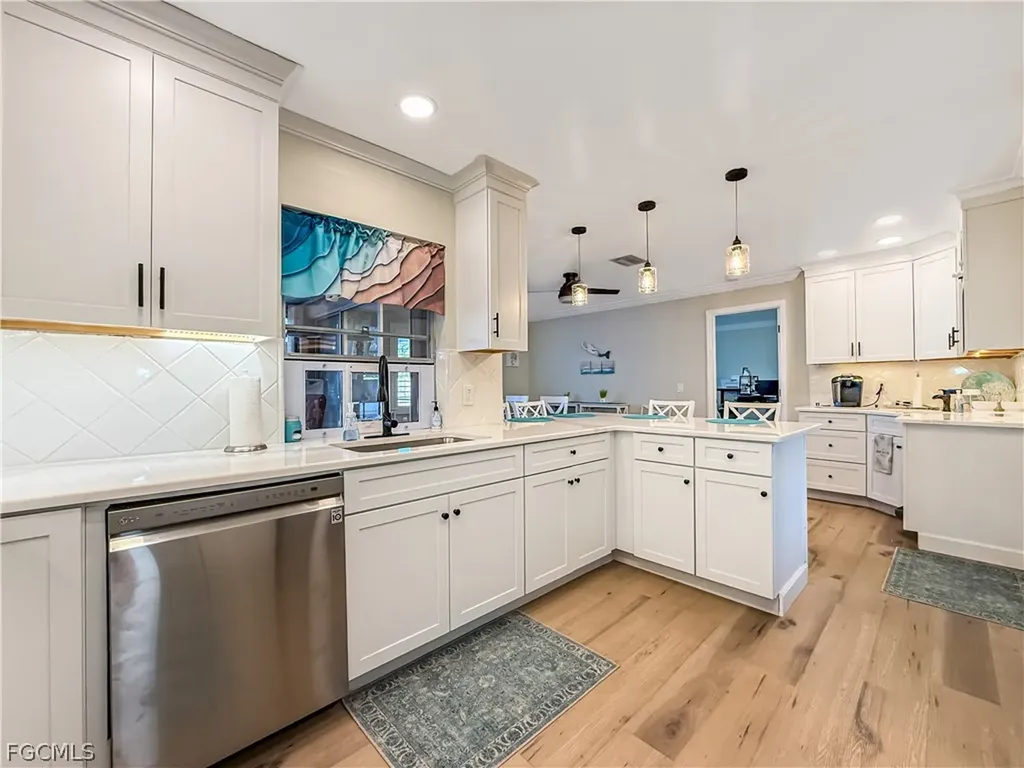 1907 SE 6th Terrace Cape Coral FL 33990