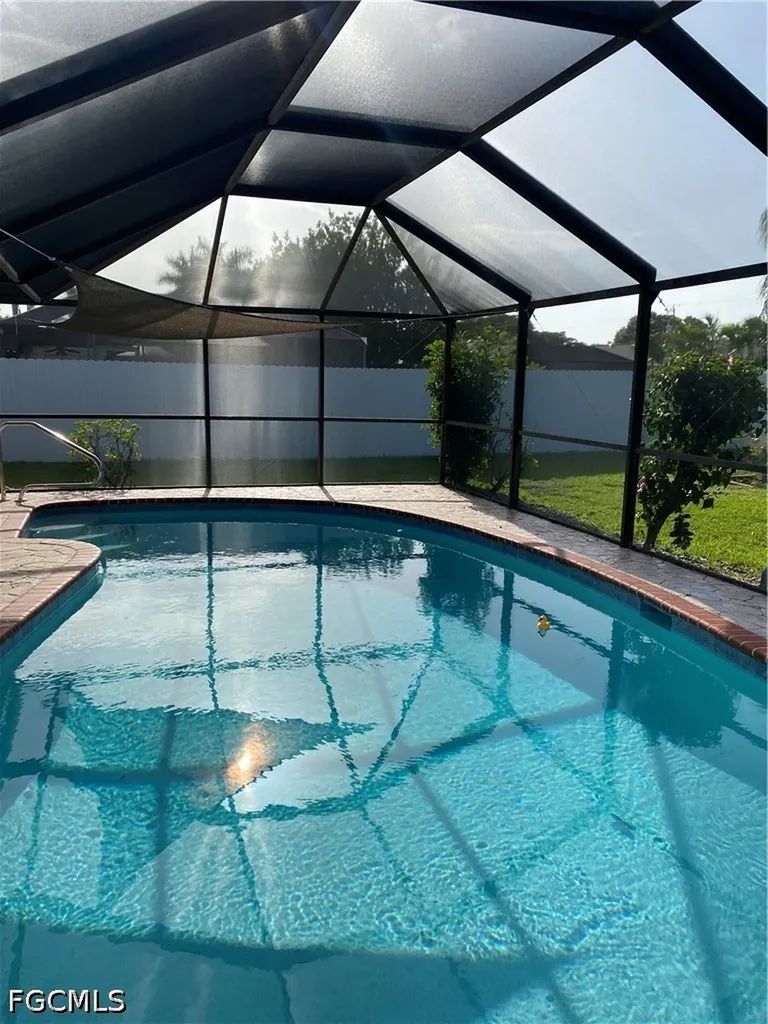 1907 SE 6th Terrace Cape Coral FL 33990