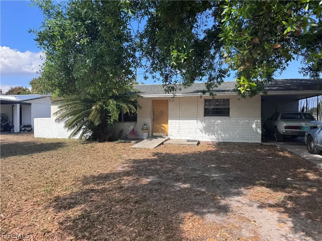 1031 Louisiana Avenue Clewiston FL 33440