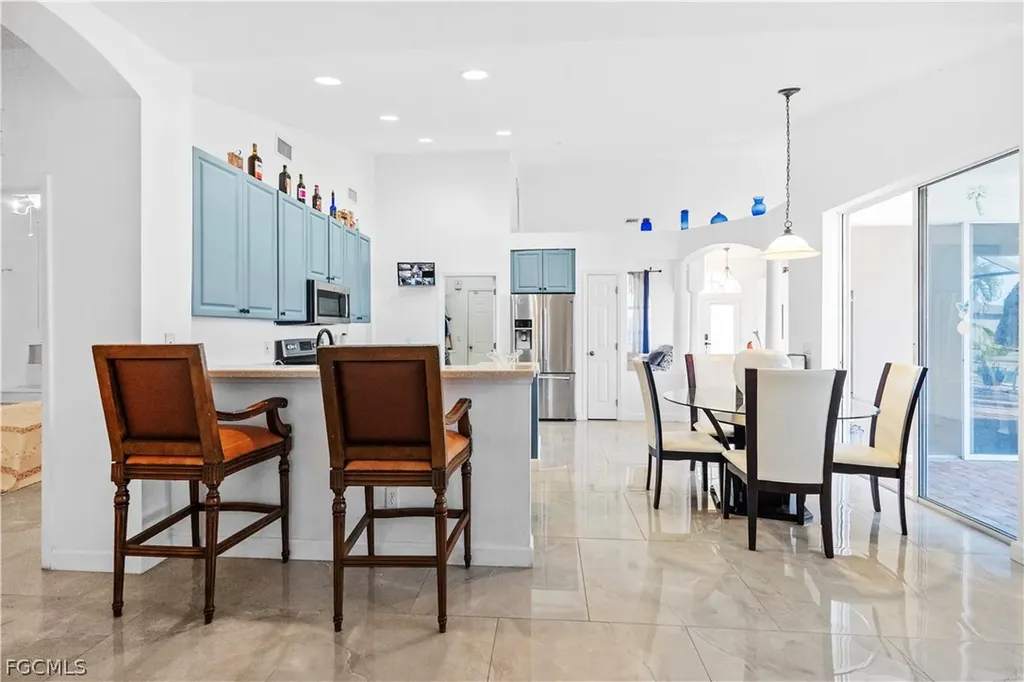 2025 NW 7th Terrace Cape Coral FL 33993