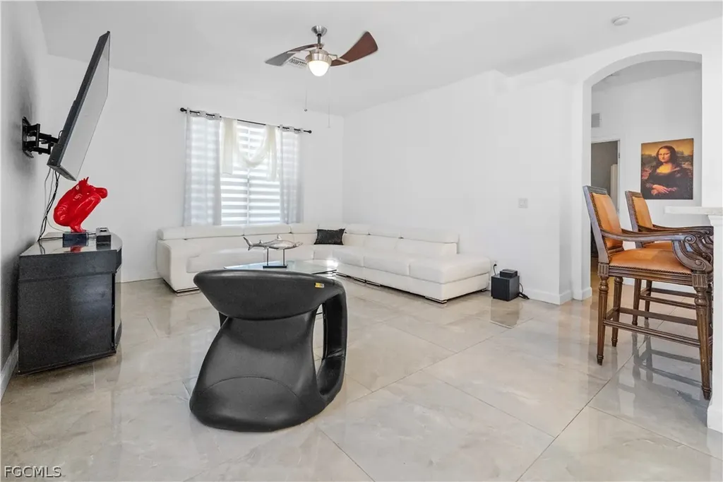 2025 NW 7th Terrace Cape Coral FL 33993