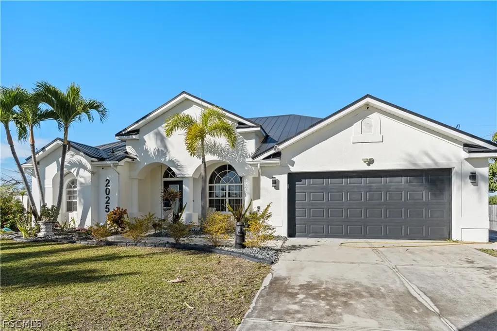 2025 NW 7th Terrace Cape Coral FL 33993