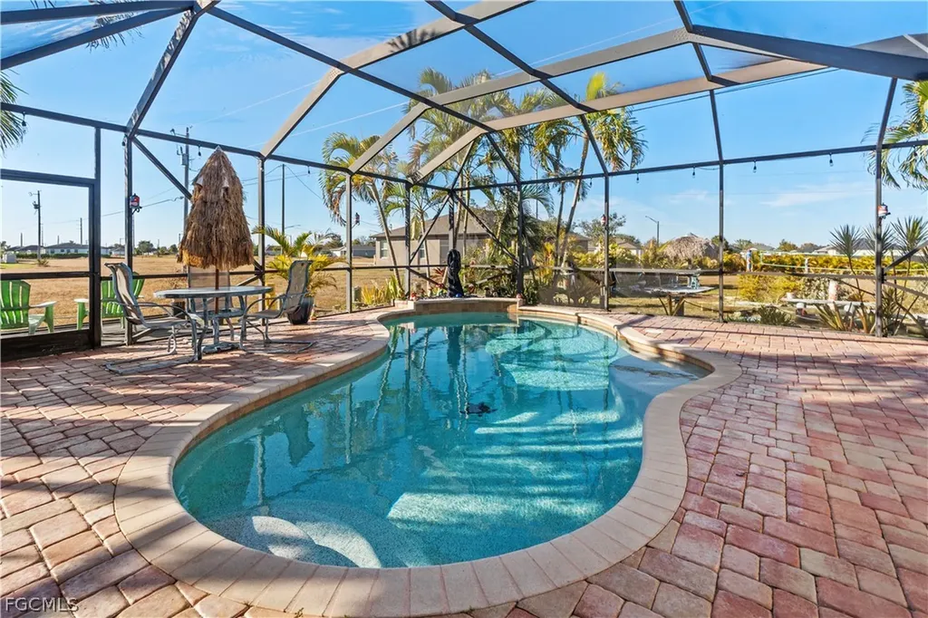 2025 NW 7th Terrace Cape Coral FL 33993