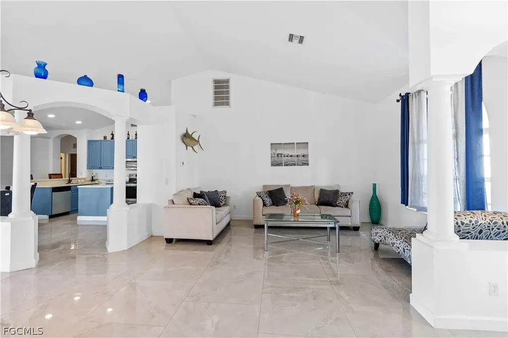 2025 NW 7th Terrace Cape Coral FL 33993