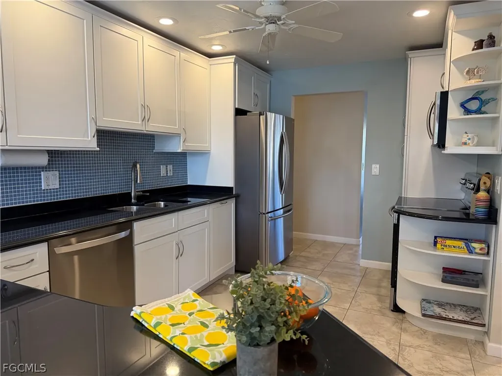 2726 SE 24th Court Cape Coral FL 33904
