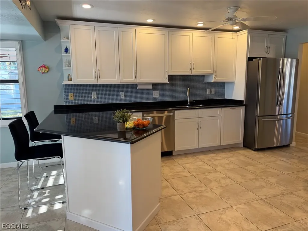 2726 SE 24th Court Cape Coral FL 33904
