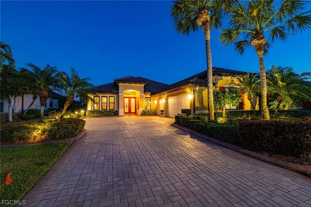 12555 Astor Place Fort Myers FL 33913