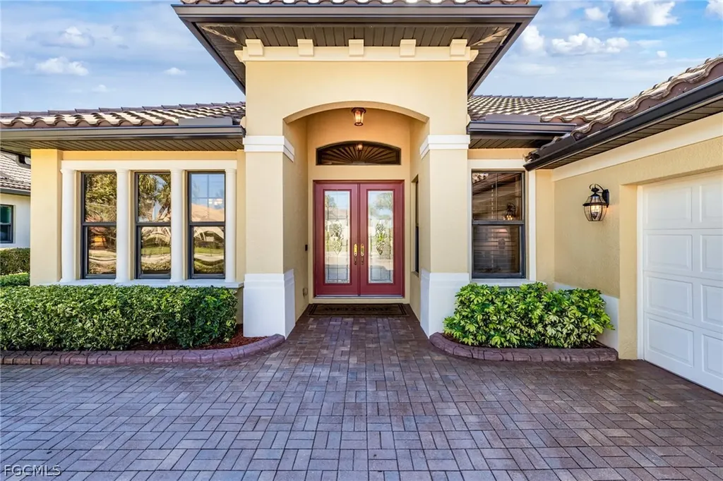 12555 Astor Place Fort Myers FL 33913