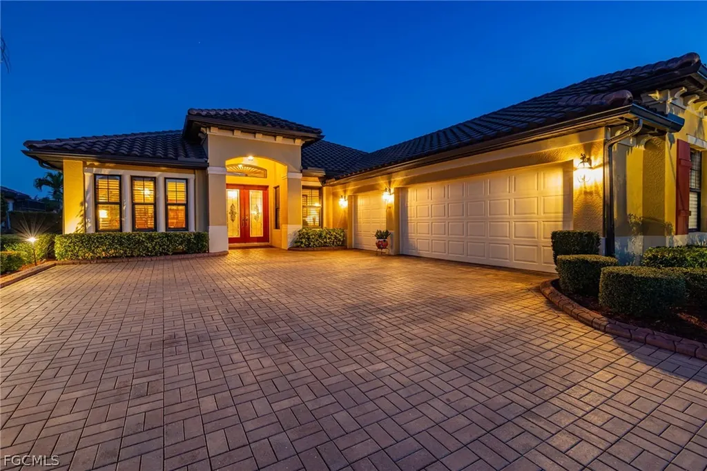 12555 Astor Place Fort Myers FL 33913