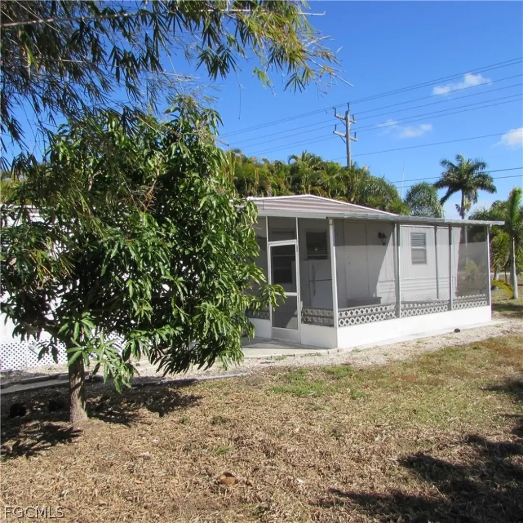 5923 Bomar Lane Bokeelia FL 33922