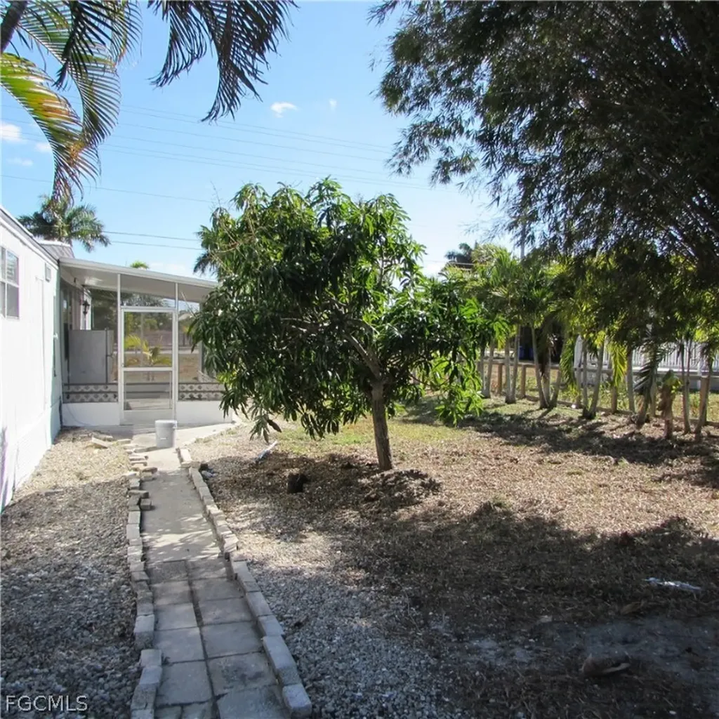 5923 Bomar Lane Bokeelia FL 33922