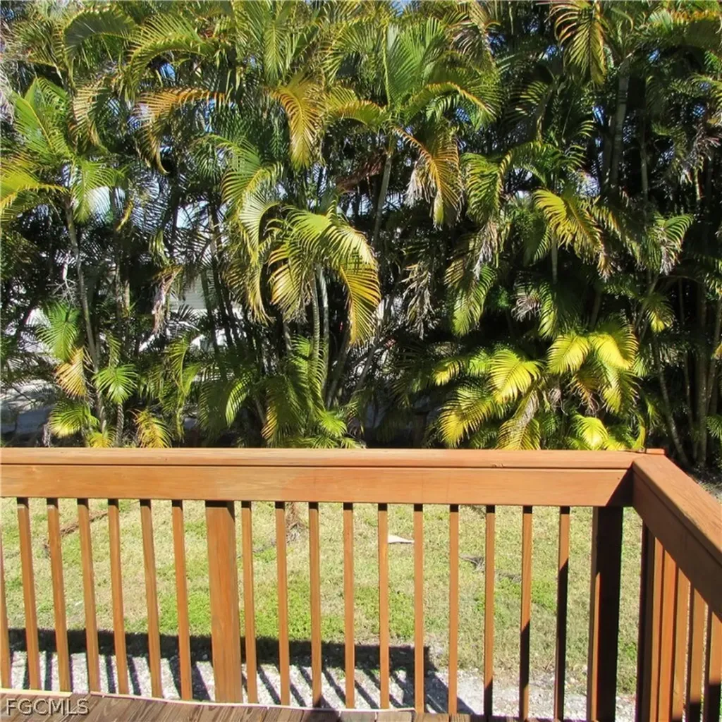 5923 Bomar Lane Bokeelia FL 33922