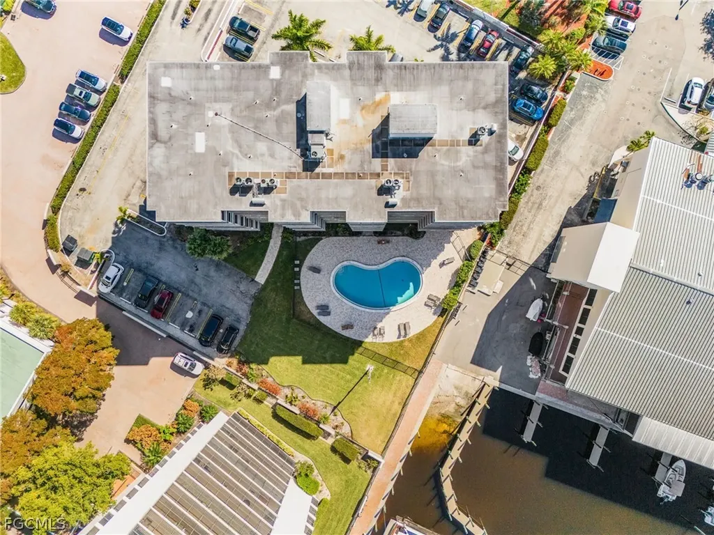 2350 W 1st Street Fort Myers FL 33901