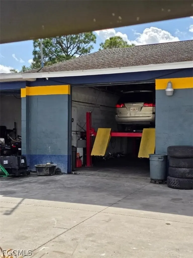 336 Gunnery Road S Lehigh Acres FL 33973