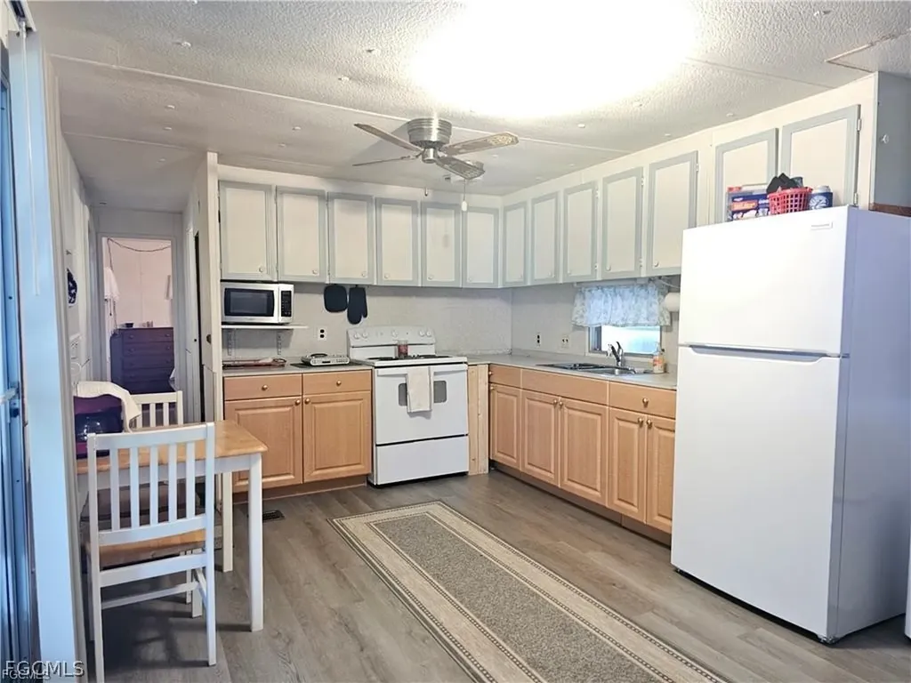 3834 Unique Circle Fort Myers FL 33908