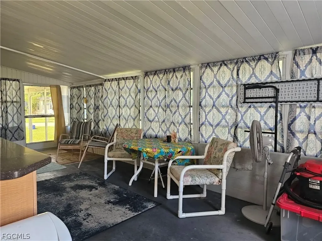 3834 Unique Circle Fort Myers FL 33908
