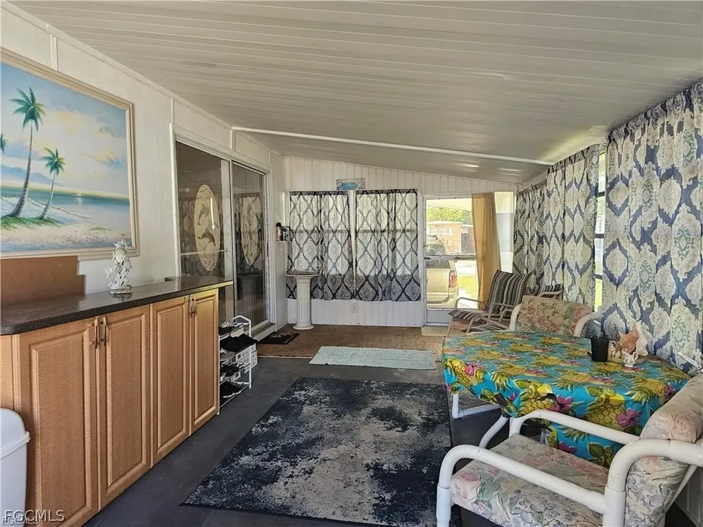 3834 Unique Circle Fort Myers FL 33908