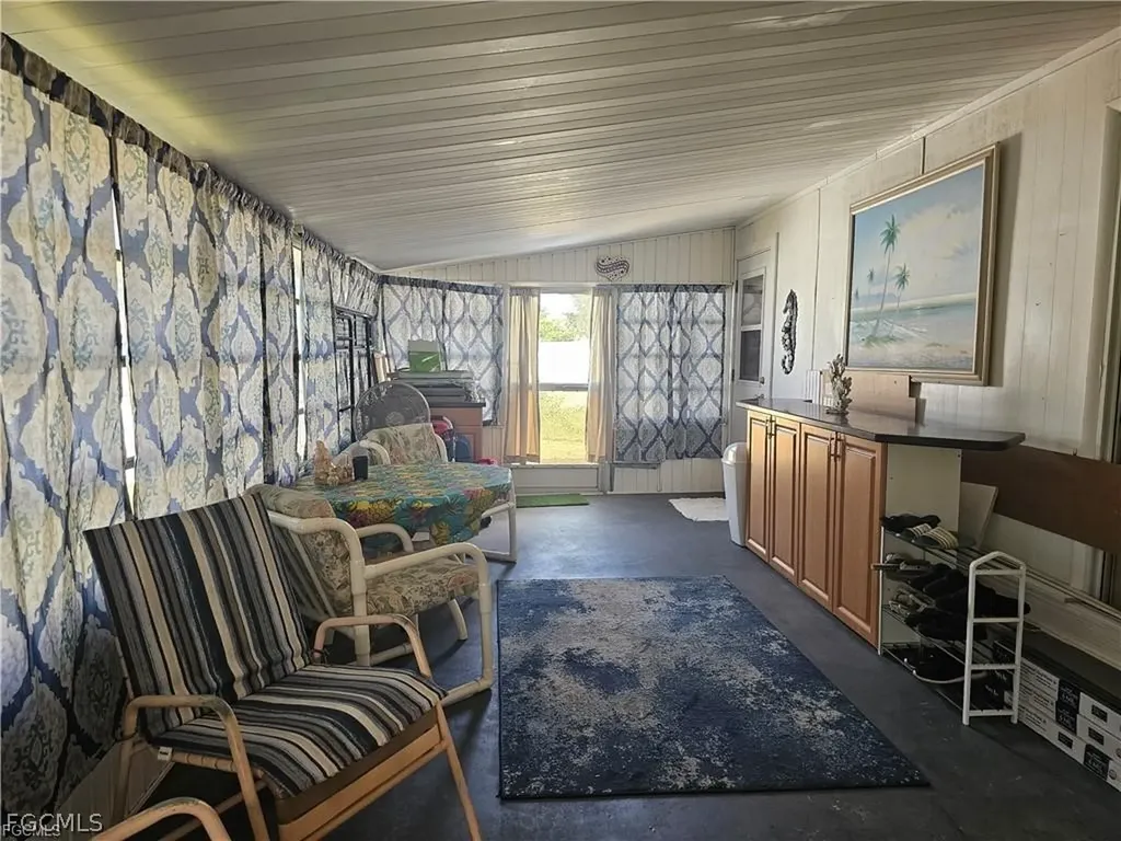 3834 Unique Circle Fort Myers FL 33908