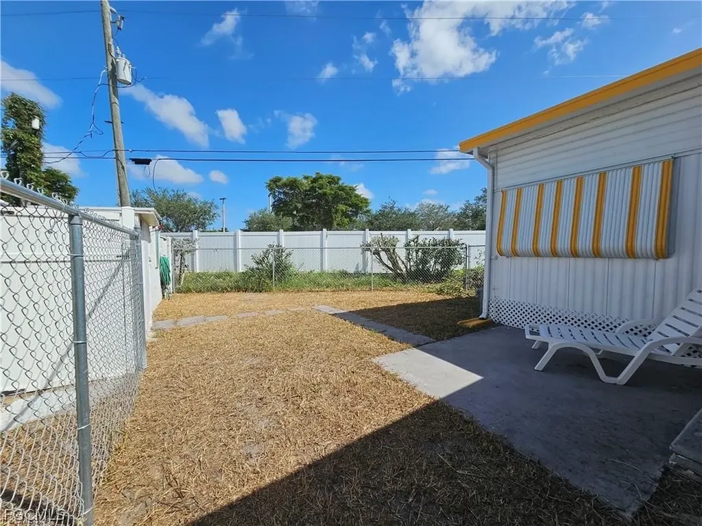 3834 Unique Circle Fort Myers FL 33908