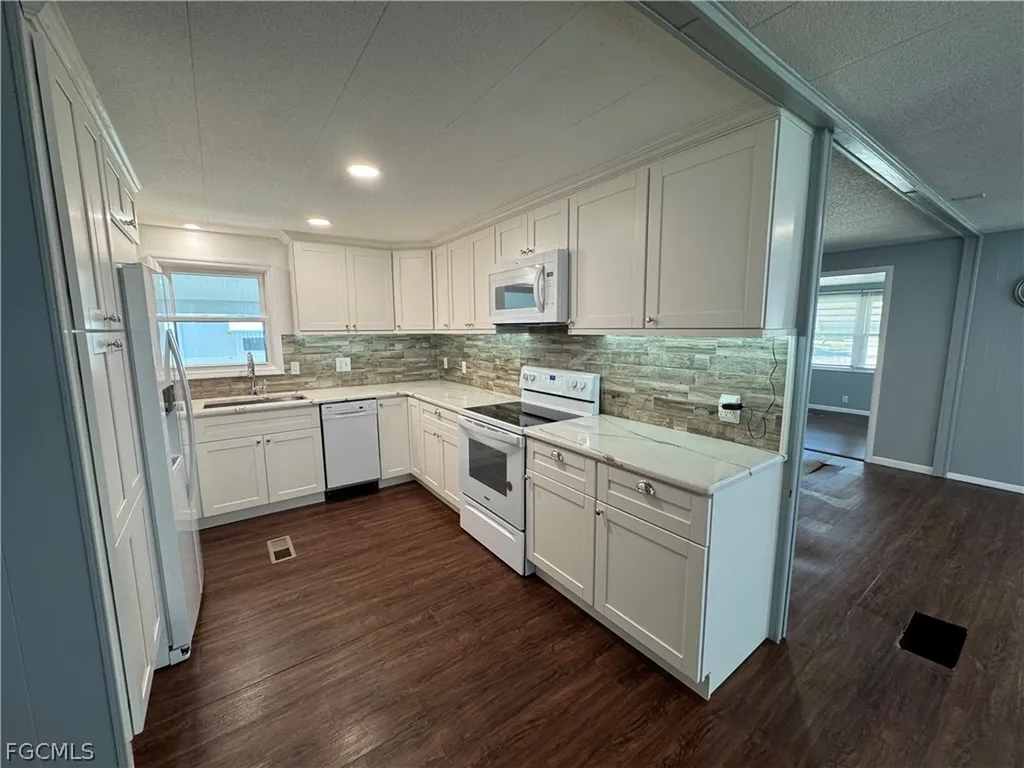 12 San Remo Circle Naples FL 34112