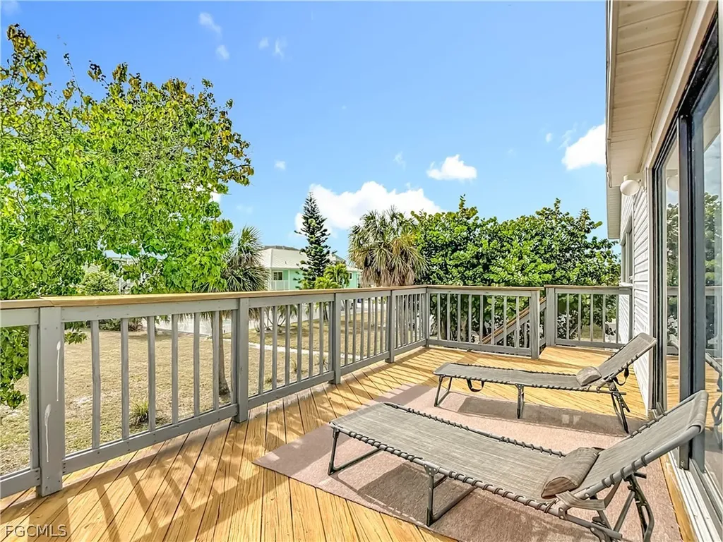 8010 Buccaneer Drive Fort Myers Beach FL 33931