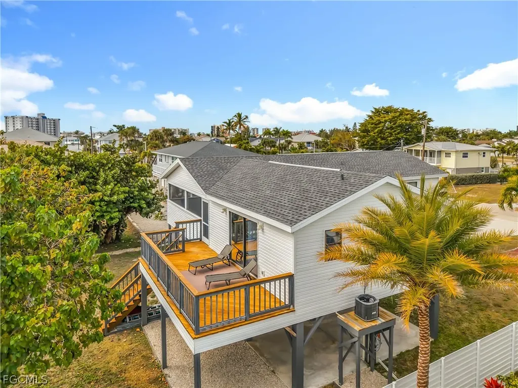 8010 Buccaneer Drive Fort Myers Beach FL 33931